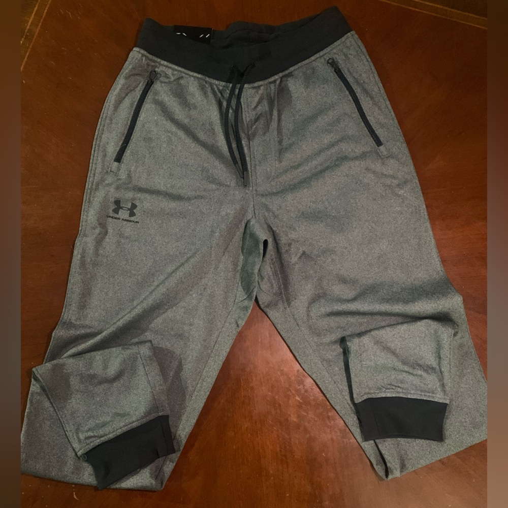NEW Under Armour Men's Sportstyle Tricot Joggers Pants Grey 1290261-090 SMALL